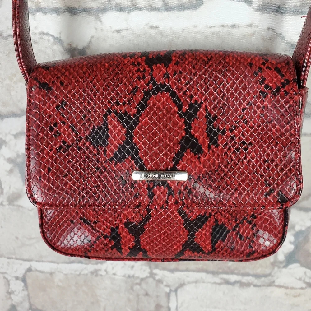 Nine West Red Python Pattern Shoulder Bag - Picture 5 of 13